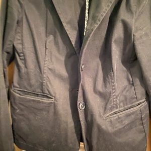 EUC Black GAP women’s blazer. Perfect for the holidays